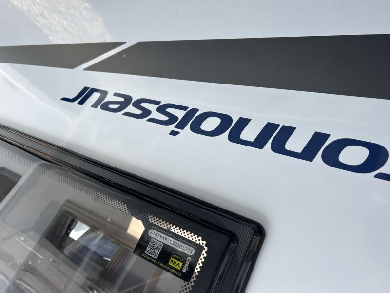 2025 Elddis Connoisseur 860