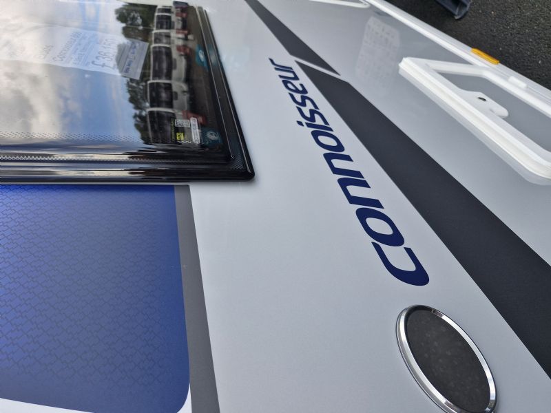 2025 Elddis Connoisseur 868