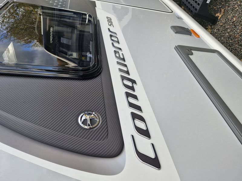 2026 Swift Conqueror 580