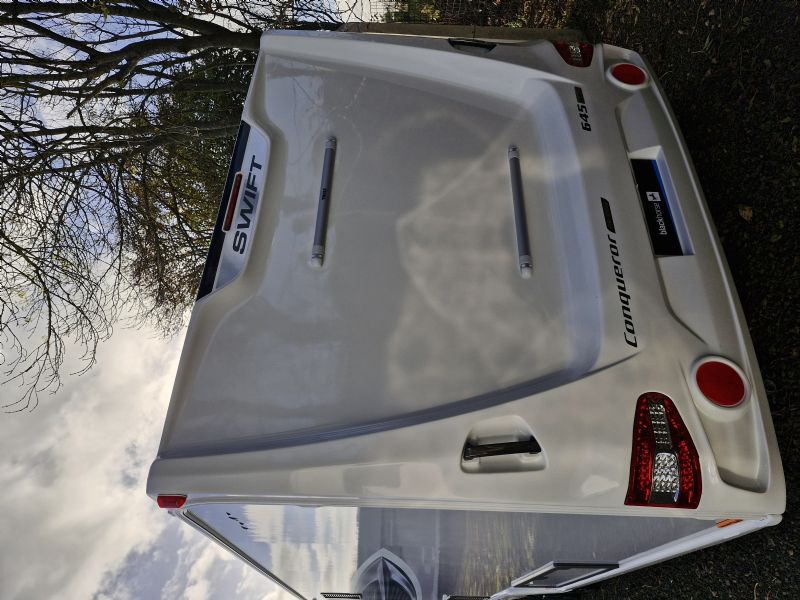 2026 Swift Conqueror 645 Grande