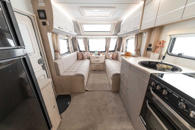 2025 Elddis Avante 860
