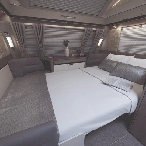elegance-grande-780-bed-made-up